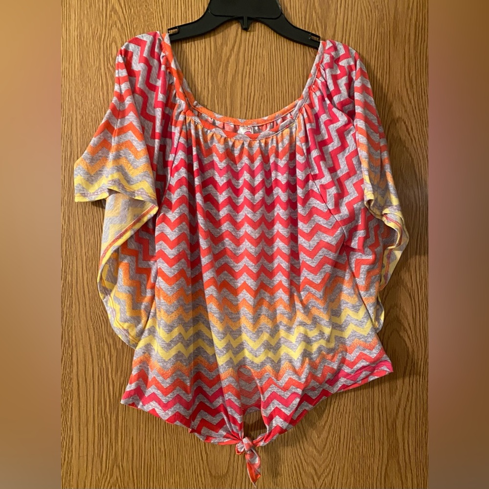 Knitworks Chevron Patterned Women’s Top.